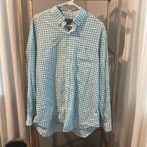 Vineyard Vines Button down